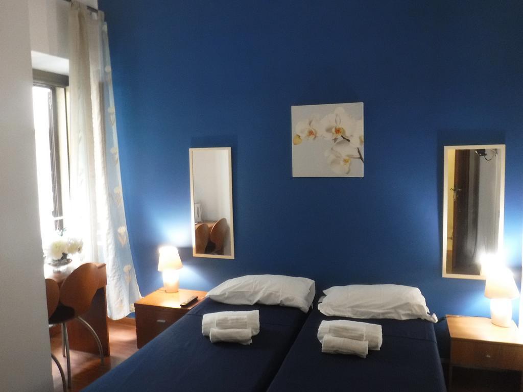 Ares Rooms Rome Bagian luar foto
