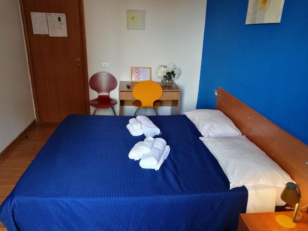 Ares Rooms Rome Ruang foto